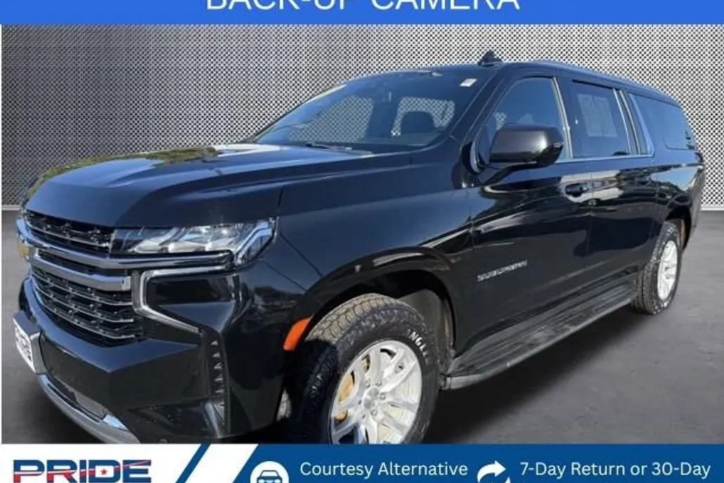 2023 Chevrolet Suburban LT photo 1