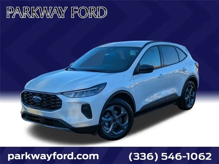 2025 Ford Escape ST-Line photo 1