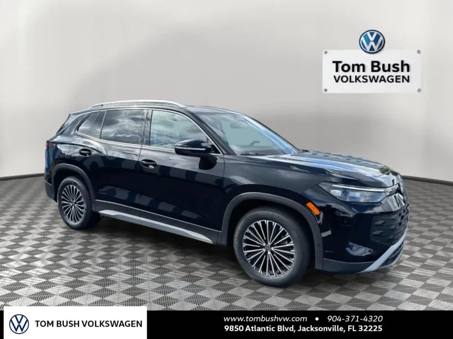 2025 Volkswagen Tiguan S photo 1