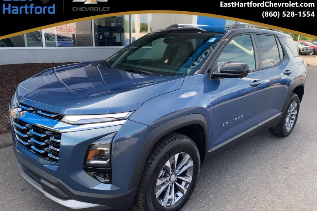 2026 Chevrolet Equinox LT photo 1