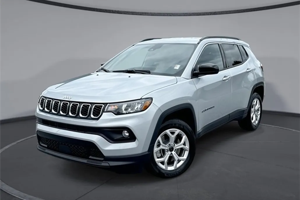 2025 Jeep Compass Latitude photo 1