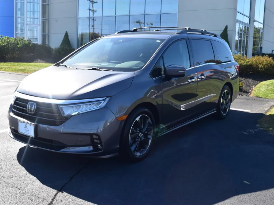 2024 Honda Odyssey Elite photo 1