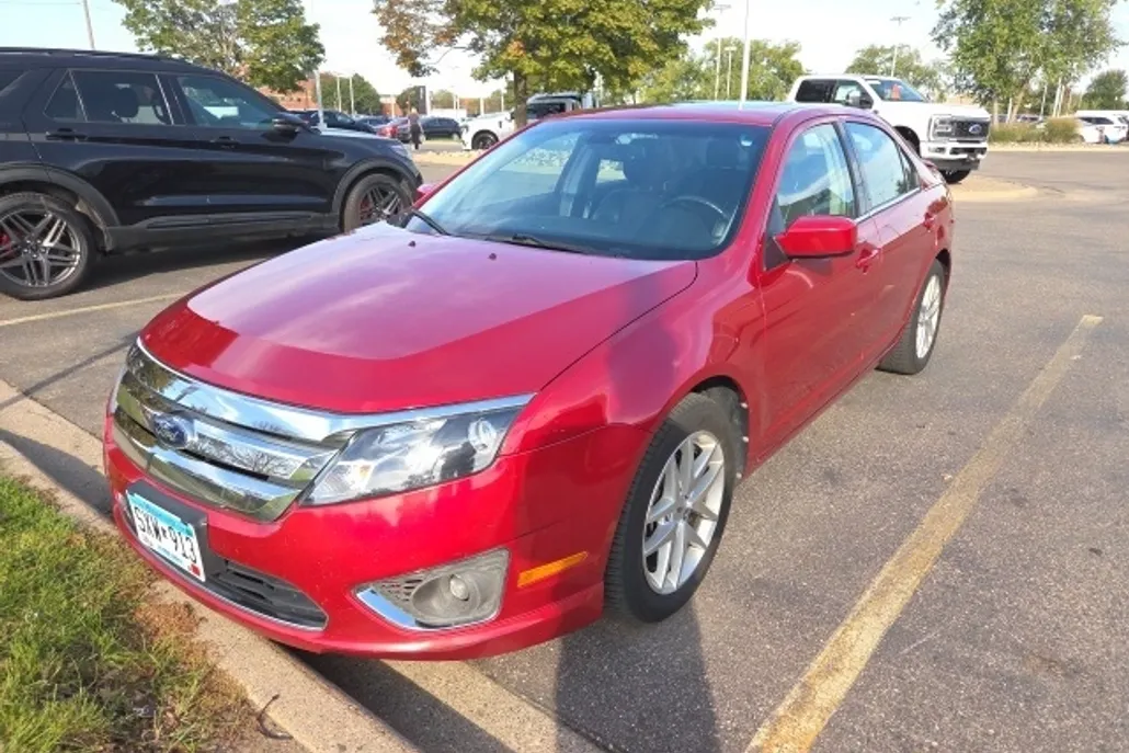 2012 Ford Fusion SEL photo 1