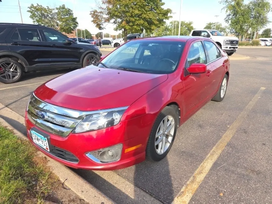 2012 Ford Fusion SEL photo 1