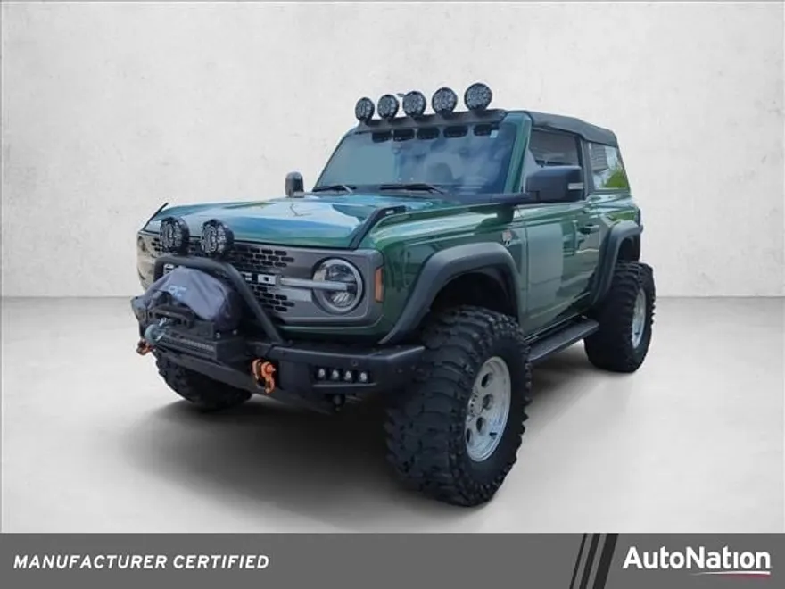 2023 Ford Bronco Badlands photo 1