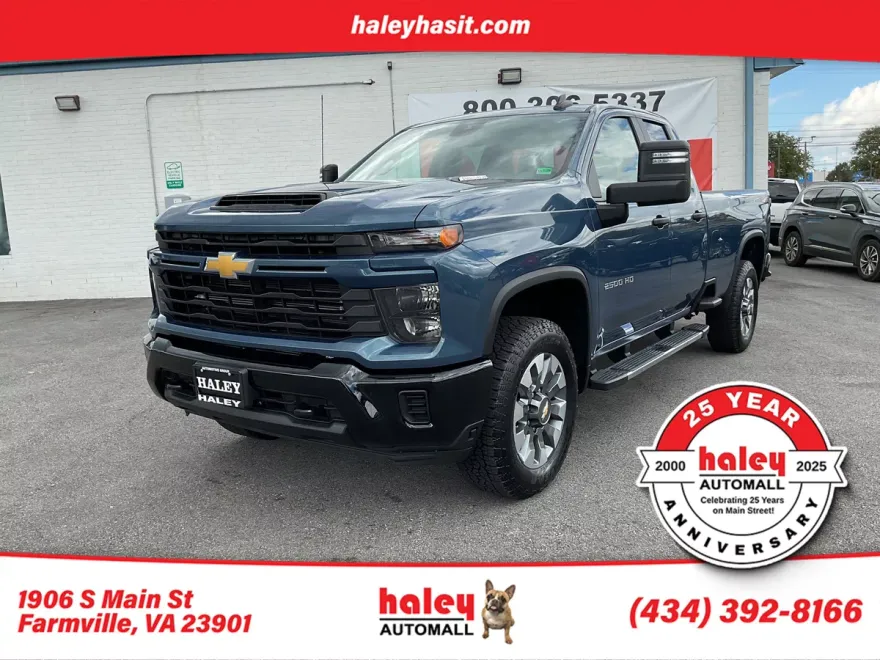 2024 Chevrolet Silverado 2500HD Custom photo 1