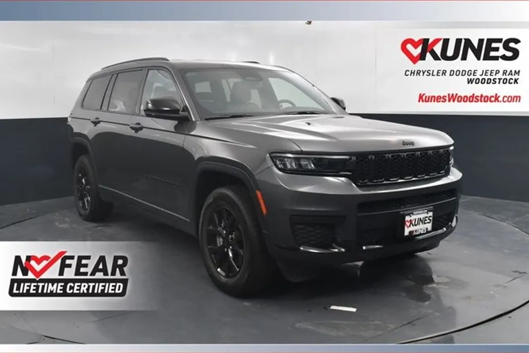 2024 Jeep Grand Cherokee Altitude photo 1