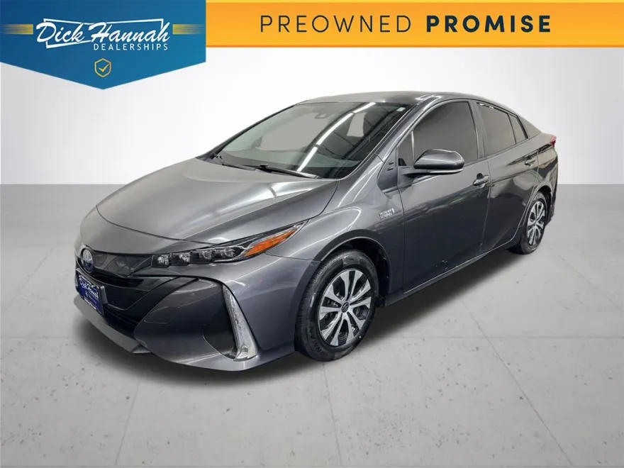 2021 Toyota Prius Prime LE photo 1