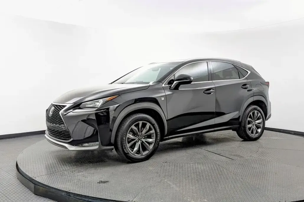 2017 Lexus NX 200t Luxury photo 1