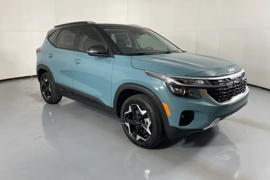 2026 Kia Seltos S photo 1