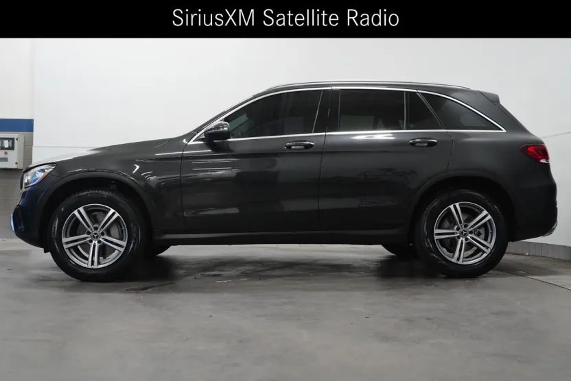 2021 Mercedes Benz GLC 300 4MATIC photo 1
