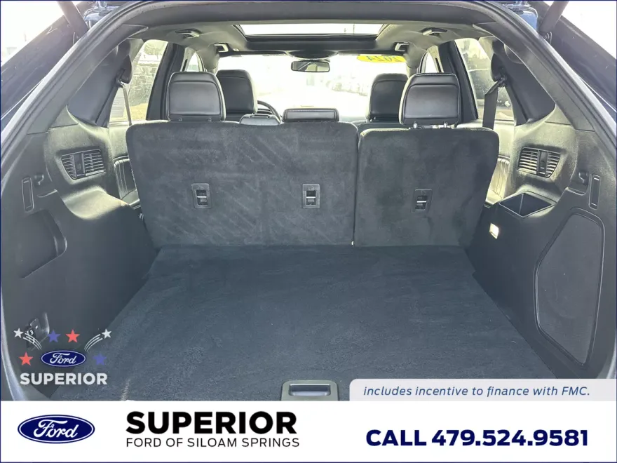 2024 Ford Edge ST photo 1