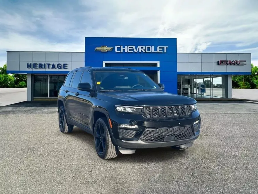 2024 Jeep Grand Cherokee Limited photo 1