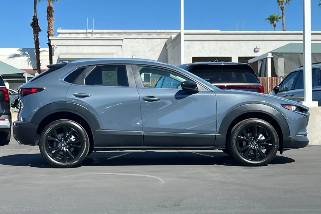 2024 Mazda CX-30 2.5 S Carbon photo 1