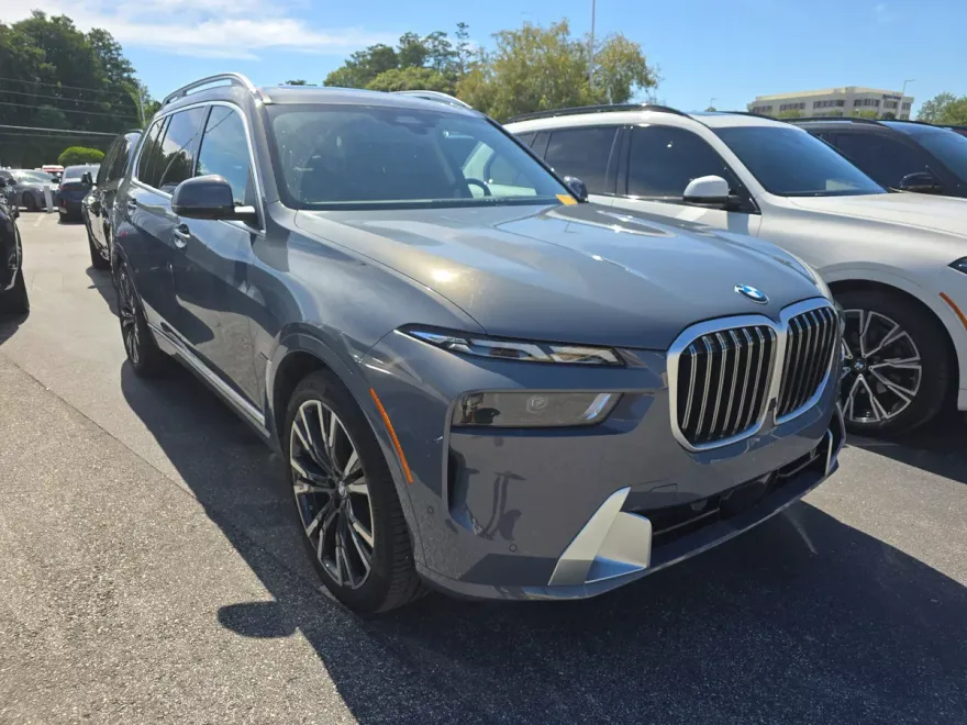 2025 Bmw X7 xDrive40i photo 1