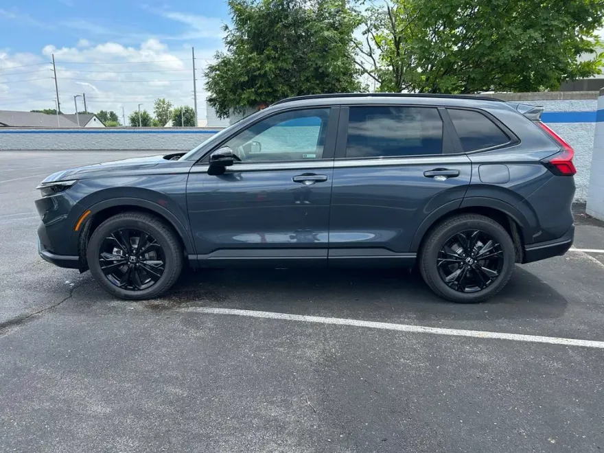 2026 Honda CR-V Hybrid Sport Touring photo 1