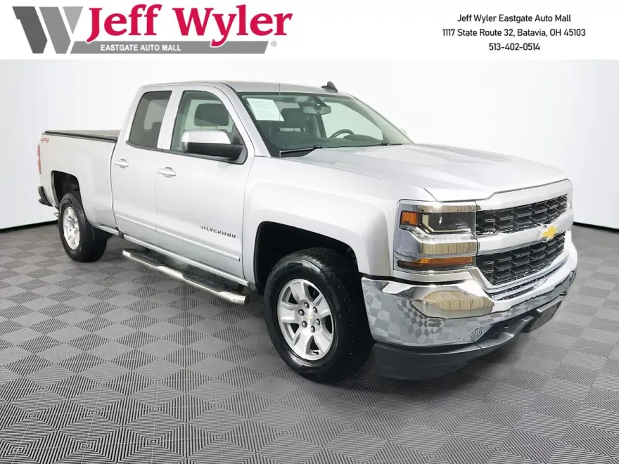 2018 Chevrolet Silverado 1500 LT photo 1