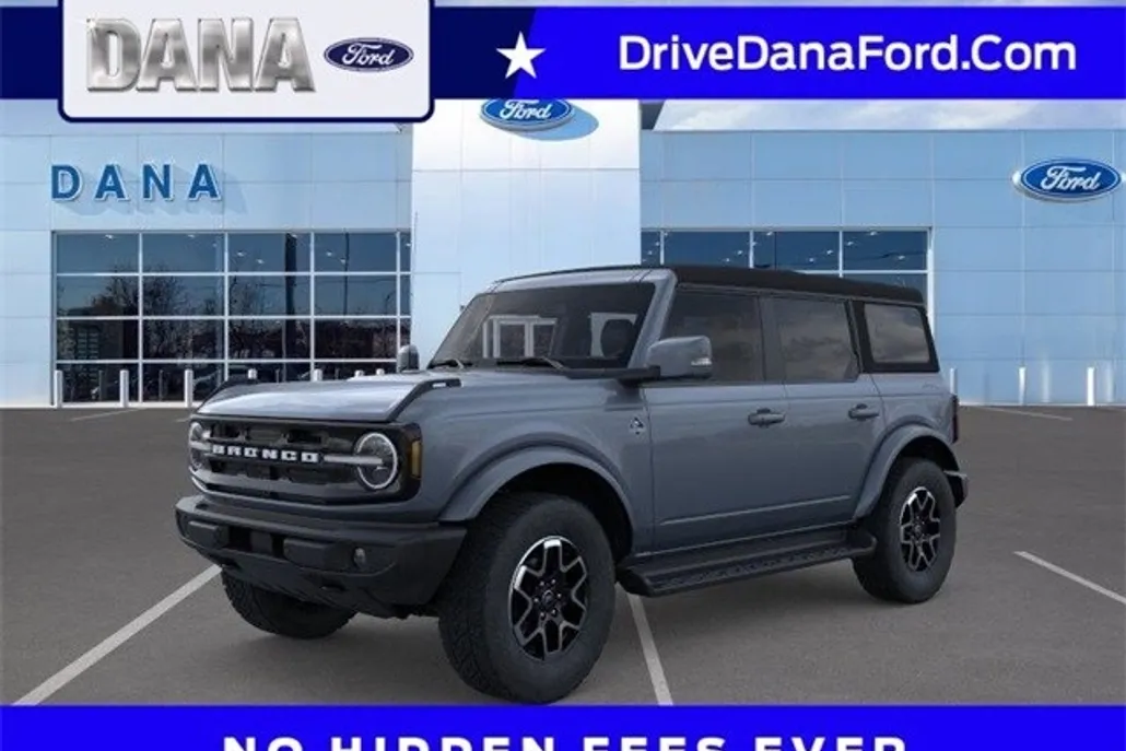 2025 Ford Bronco Outer Banks photo 1