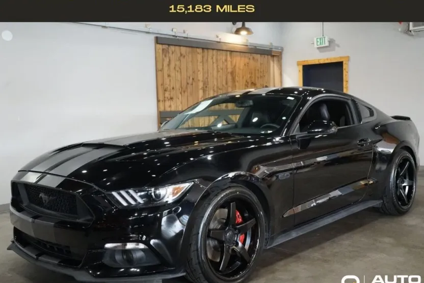 2017 Ford Mustang GT Premium photo 1