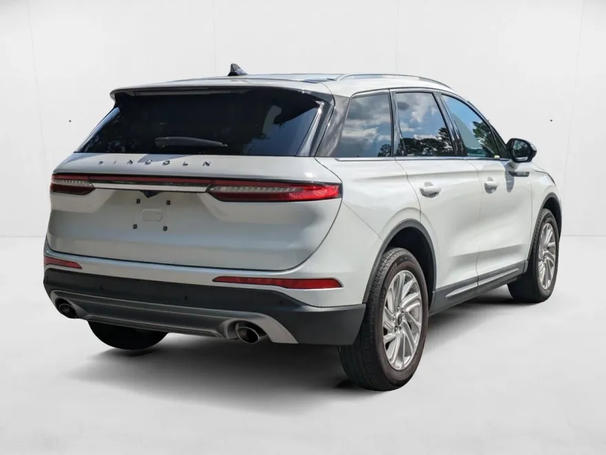 2022 Lincoln Corsair Standard photo 1
