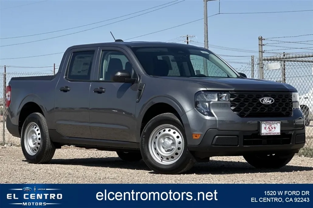 2025 Ford Maverick XL photo 1