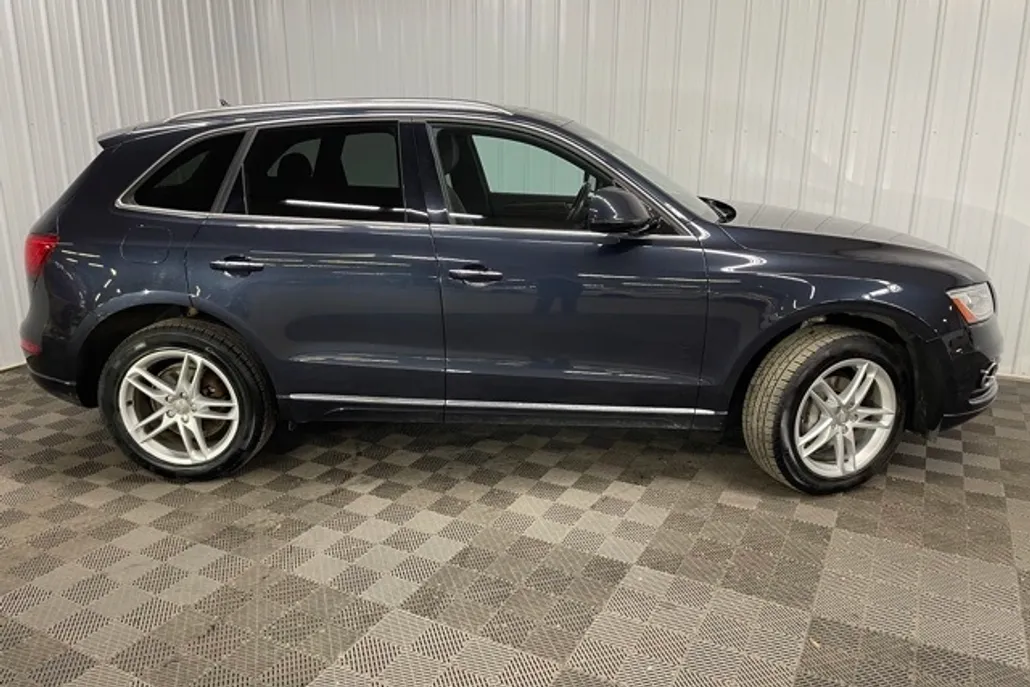 2017 Audi Q5 2.0T Premium photo 1