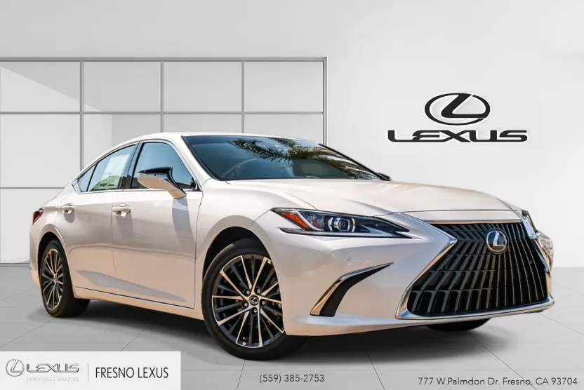 2025 Lexus ES 300h photo 1