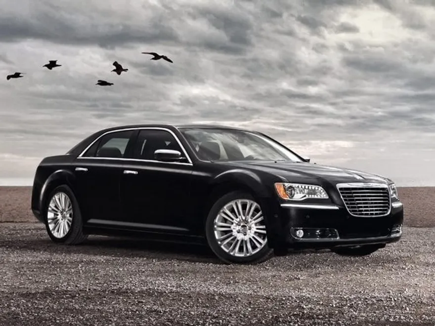 2013 Chrysler 300 C Base photo 1