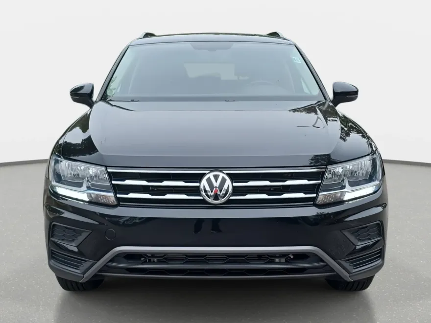 2021 Volkswagen Tiguan SE photo 1
