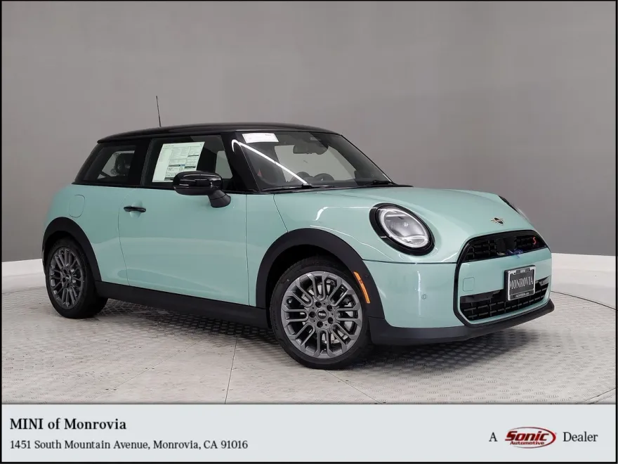 2026 Mini Cooper Hardtop S photo 1