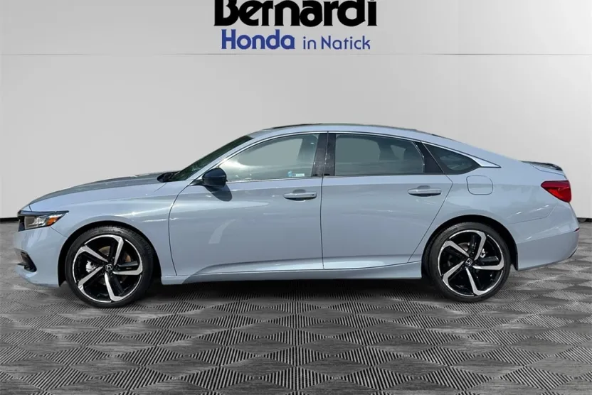 2022 Honda Accord Sport 2.0T photo 1