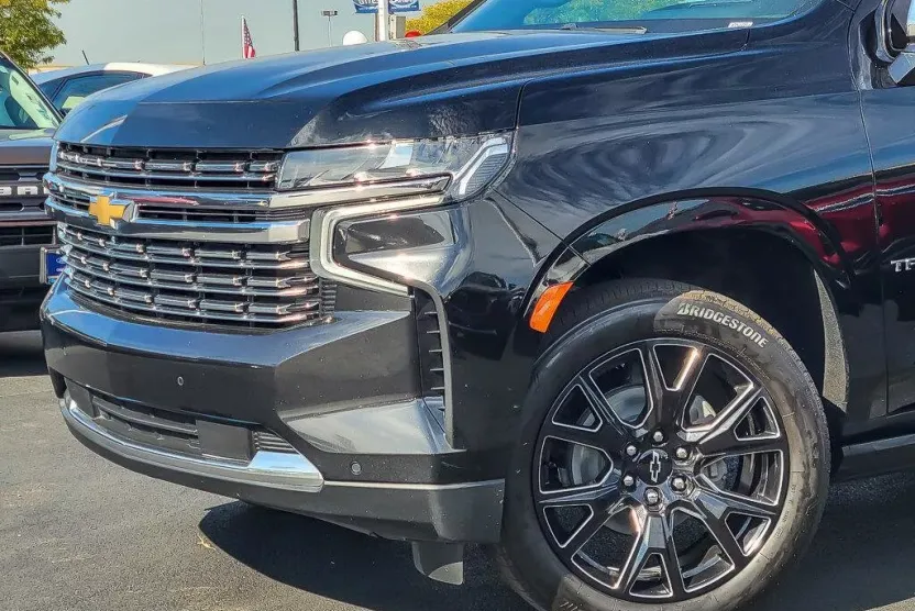 2023 Chevrolet Tahoe Premier photo 1