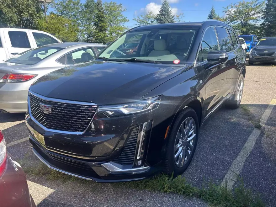 2021 Cadillac XT6 Premium Luxury photo 1