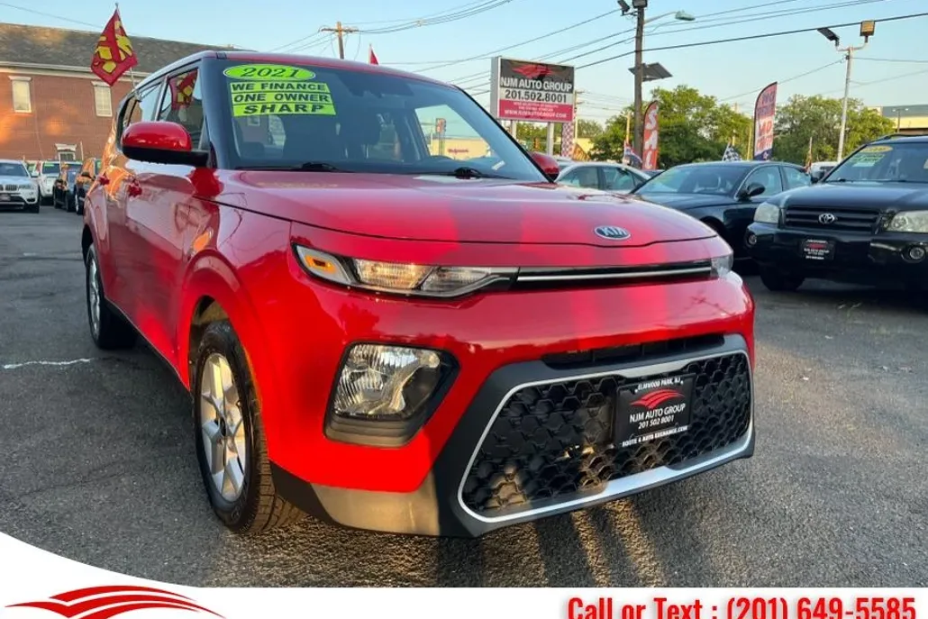 2021 Kia Soul S photo 1