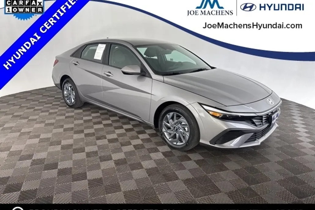 2024 Hyundai Elantra Hybrid Blue photo 1