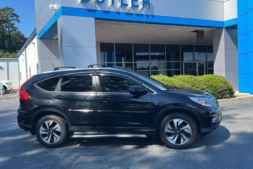 2016 Honda CR-V Touring photo 1