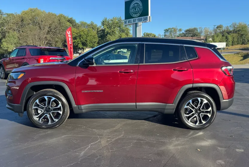 2022 Jeep Compass Limited photo 1