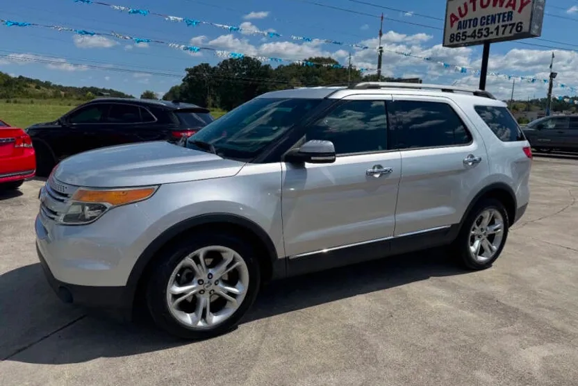 2011 Ford Explorer Limited photo 1
