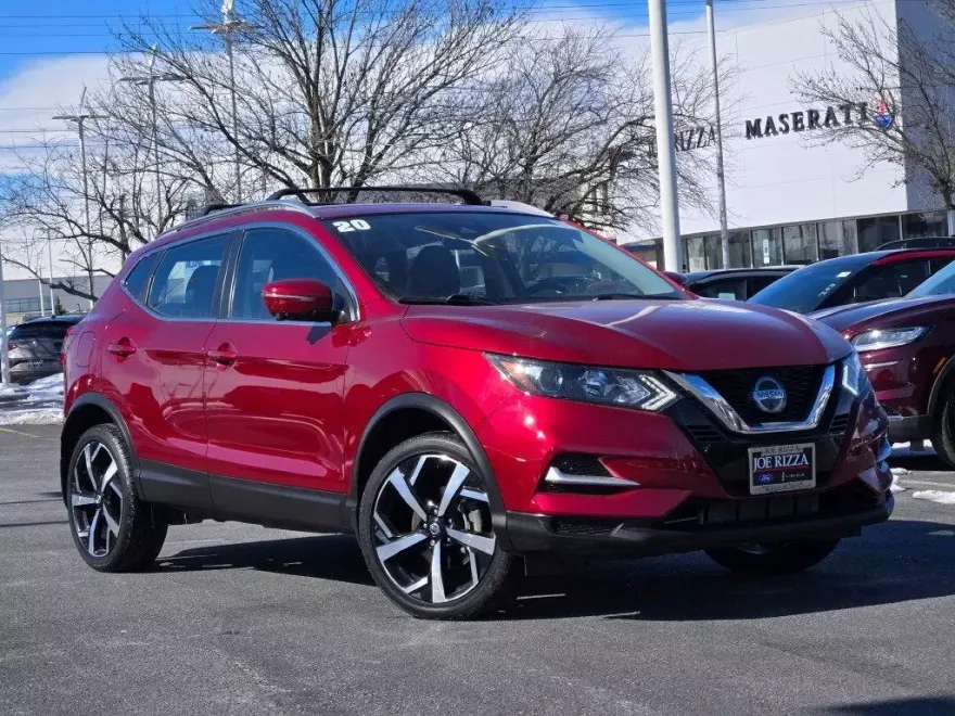 2020 Nissan Rogue Sport SL photo 1