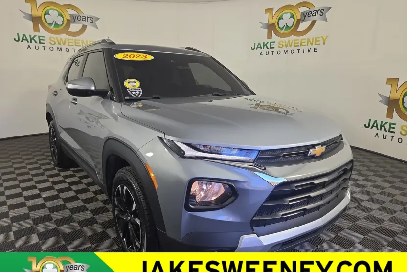 2023 Chevrolet Trailblazer LT photo 1