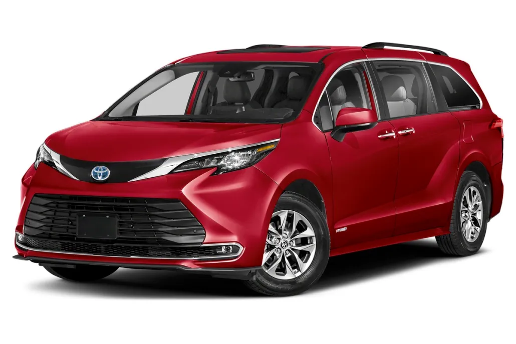 2024 Toyota Sienna XLE photo 1
