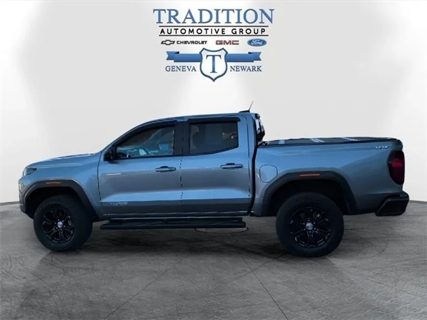 2023 Gmc Canyon Elevation photo 1