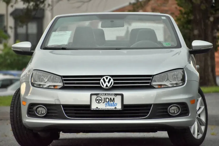2014 Volkswagen Eos Komfort Sport photo 1