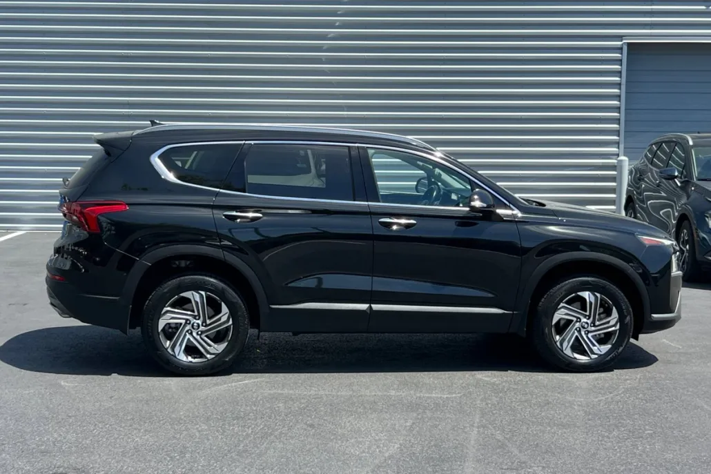 2023 Hyundai Santa Fe SEL photo 1