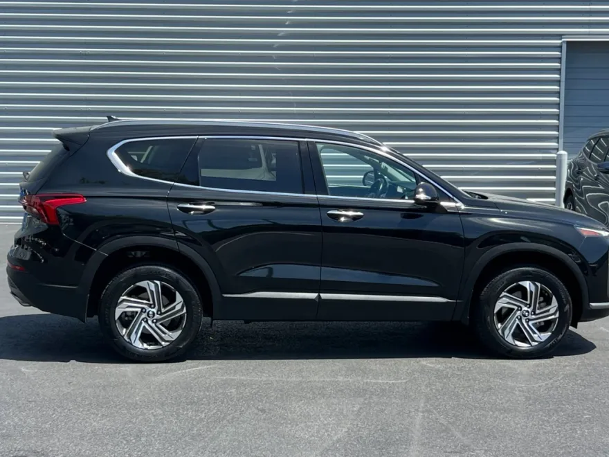 2023 Hyundai Santa Fe SEL photo 1