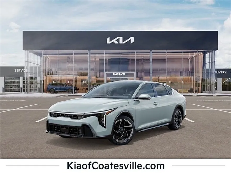 2025 Kia K4 GT-Line photo 1