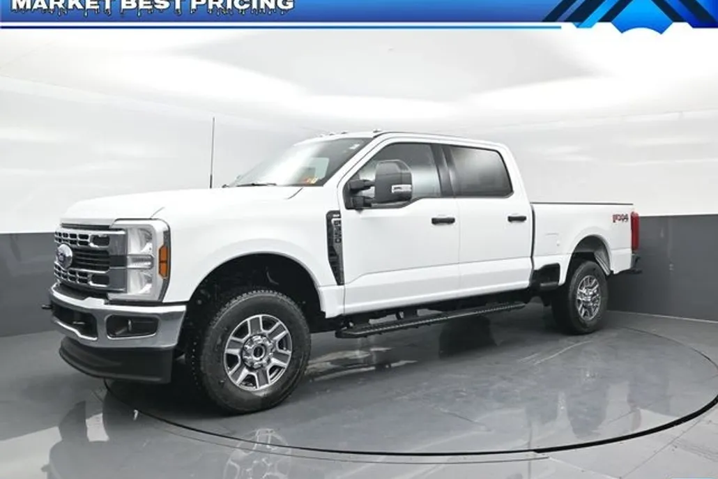 2025 Ford F-350 XLT photo 1
