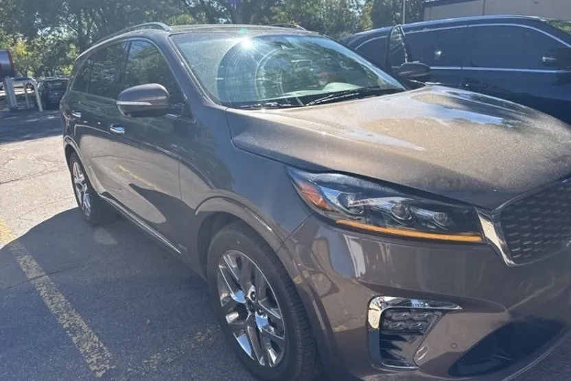 2019 Kia Sorento SX Limited photo 1