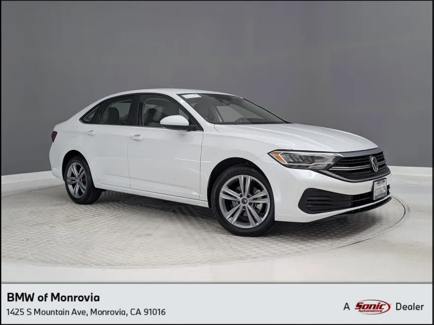 2024 Volkswagen Jetta 1.5T SE photo 1