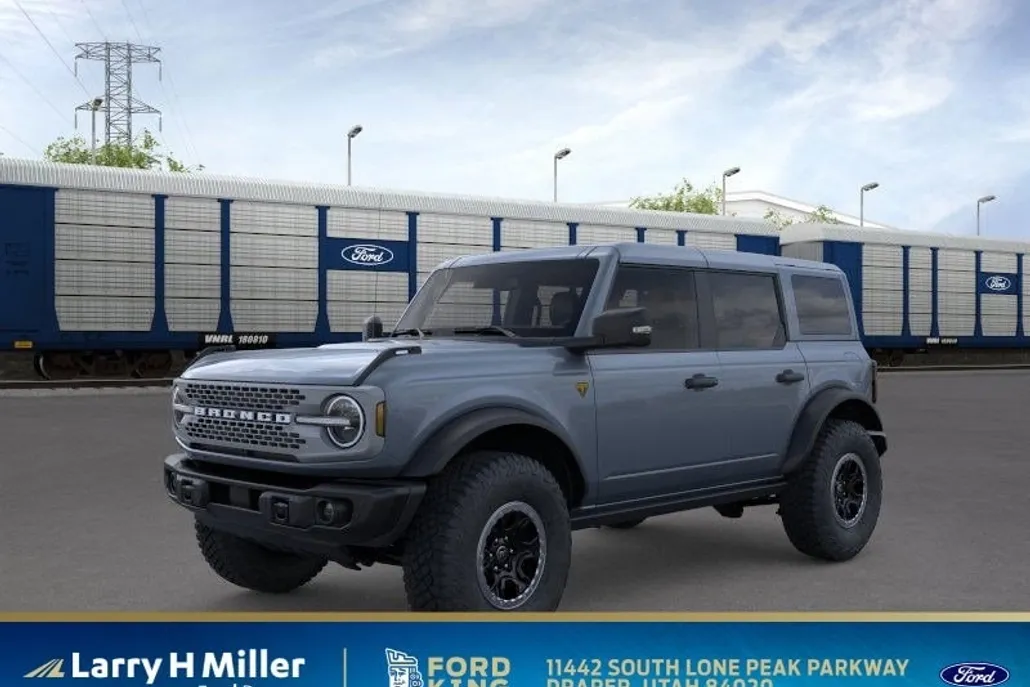 2025 Ford Bronco Badlands photo 1
